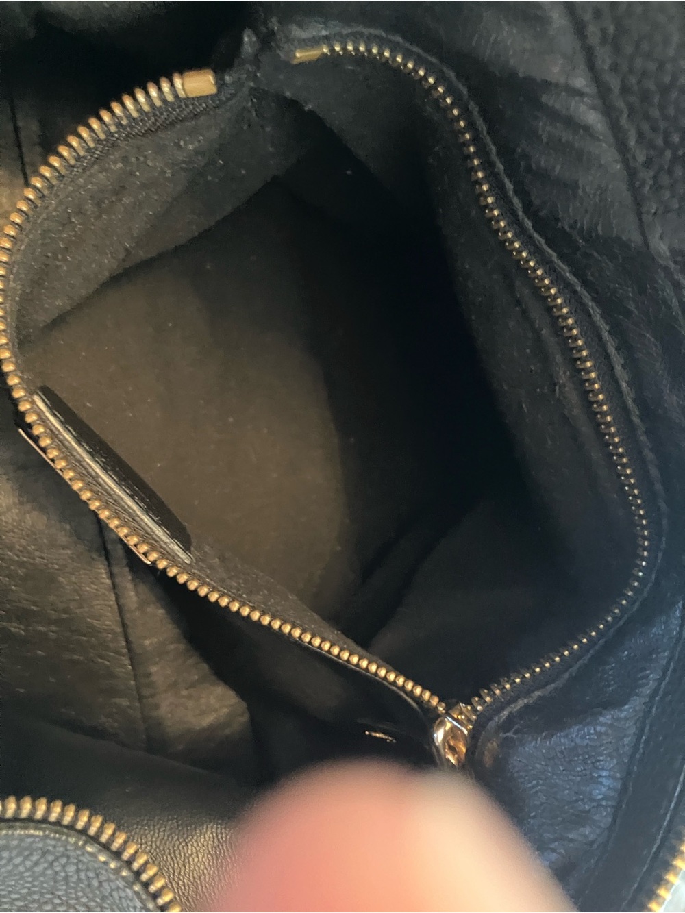 Salvatore Ferragamo Soft Leather Shoulder Bag - Picture 11 of 14
